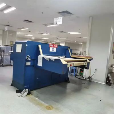 Máy cắt thủy lực chính xác với áp suất cắt cao và chiều dài cắt 1250MM