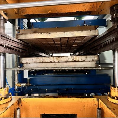 Máy cốc nhựa dùng một lần thân thiện với môi trường 7000kg cho PE/PET/PVC/PS