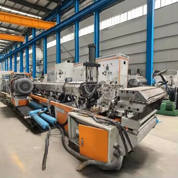 Máy ép nhựa 380V Giải pháp cuối cùng cho việc ép nhựa chính xác