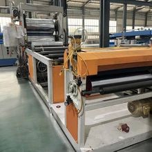 Máy ép nhựa với đầu ép tùy chỉnh và hệ thống làm mát bằng nước