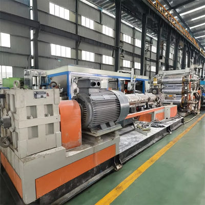 Máy ép nhựa có hiệu suất cao được làm mát bằng nước với thiết kế vít tùy chỉnh