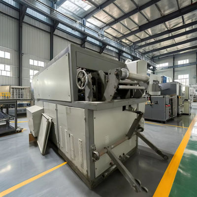 Máy tạo nhiệt nhựa hoàn toàn tự động cho sản xuất cốc nhựa 380V và hệ thống điều khiển PLC
